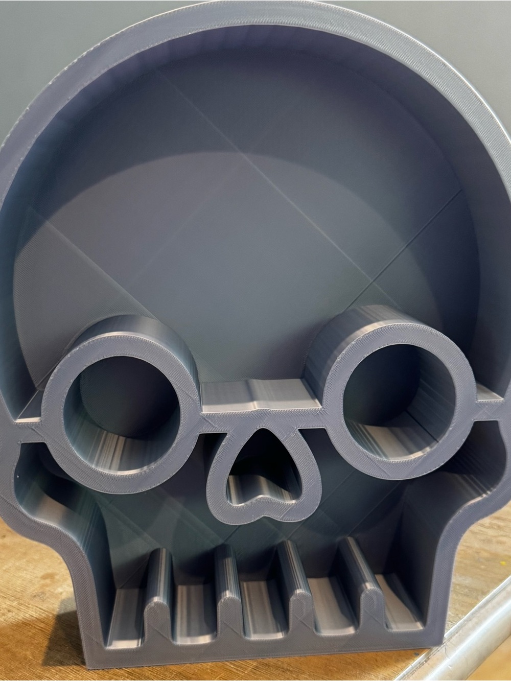 Gray Skull-Shaped Display Halloween Decorative Shelf